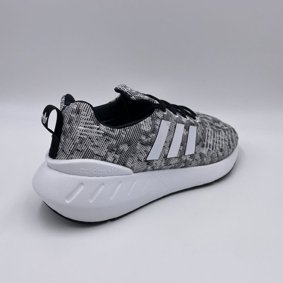 adidas Swift Run 22 Black / White Womens Shoes - Picture 8 of 8